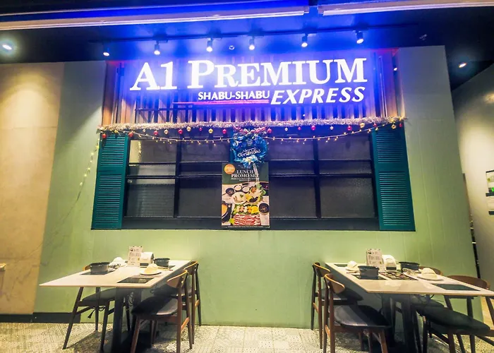 Cozy Peacock Hideaway Stylish Makati 300 Mbps Gym Swim Park Манила